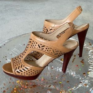 Adrienne Vittadini - Prism Slingback Heel